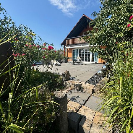 B&B'S Im Aischgrund Adelsdorf Eksteriør billede