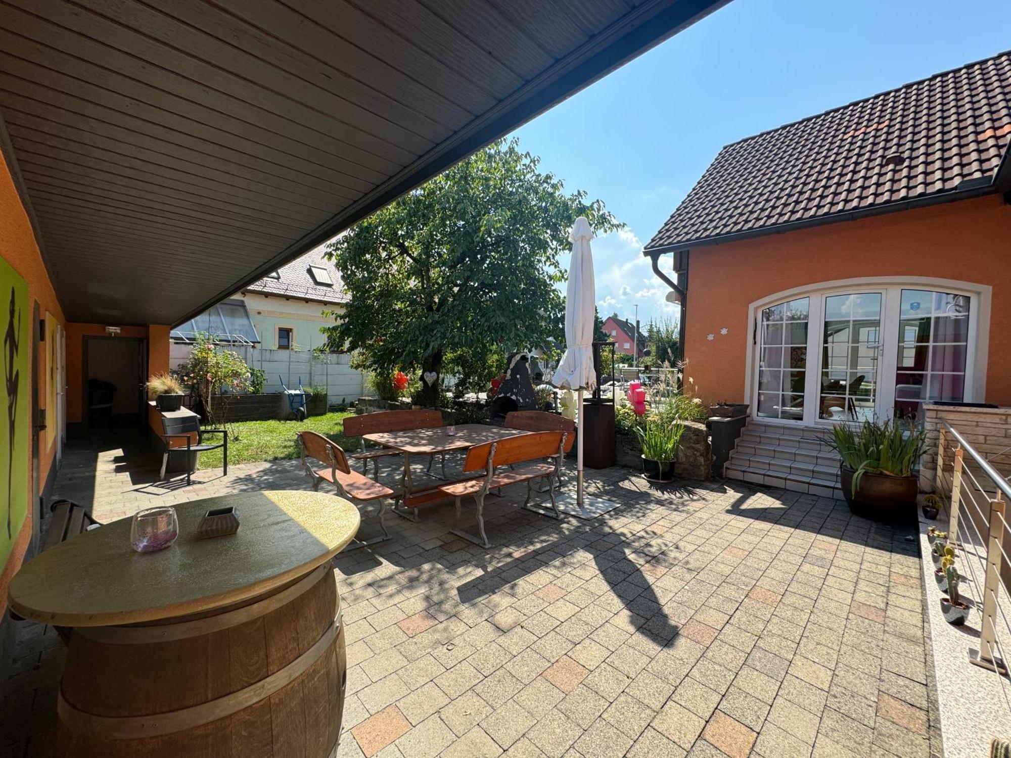 B&B'S Im Aischgrund Adelsdorf Eksteriør billede