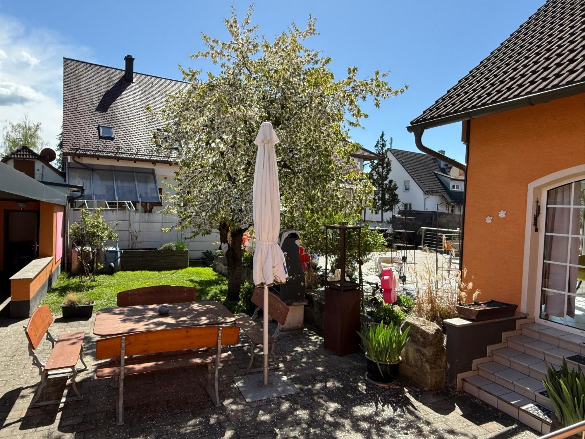 B&B'S Im Aischgrund Adelsdorf Eksteriør billede